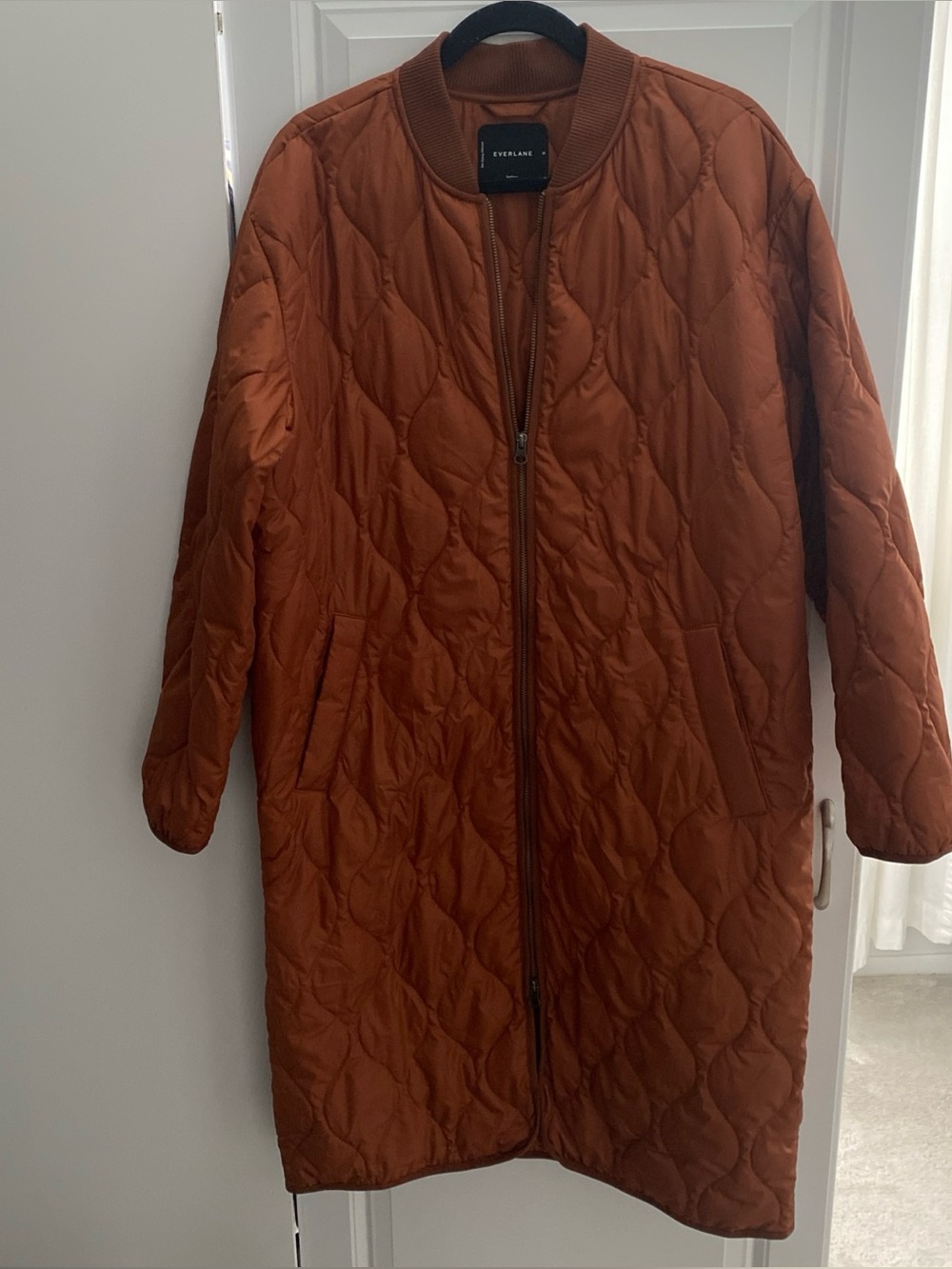 Everlane ReNew Long Liner Quilted Jacket Women’s Medium MIDI Rust Brown Tawny - Picture 2 of 16
